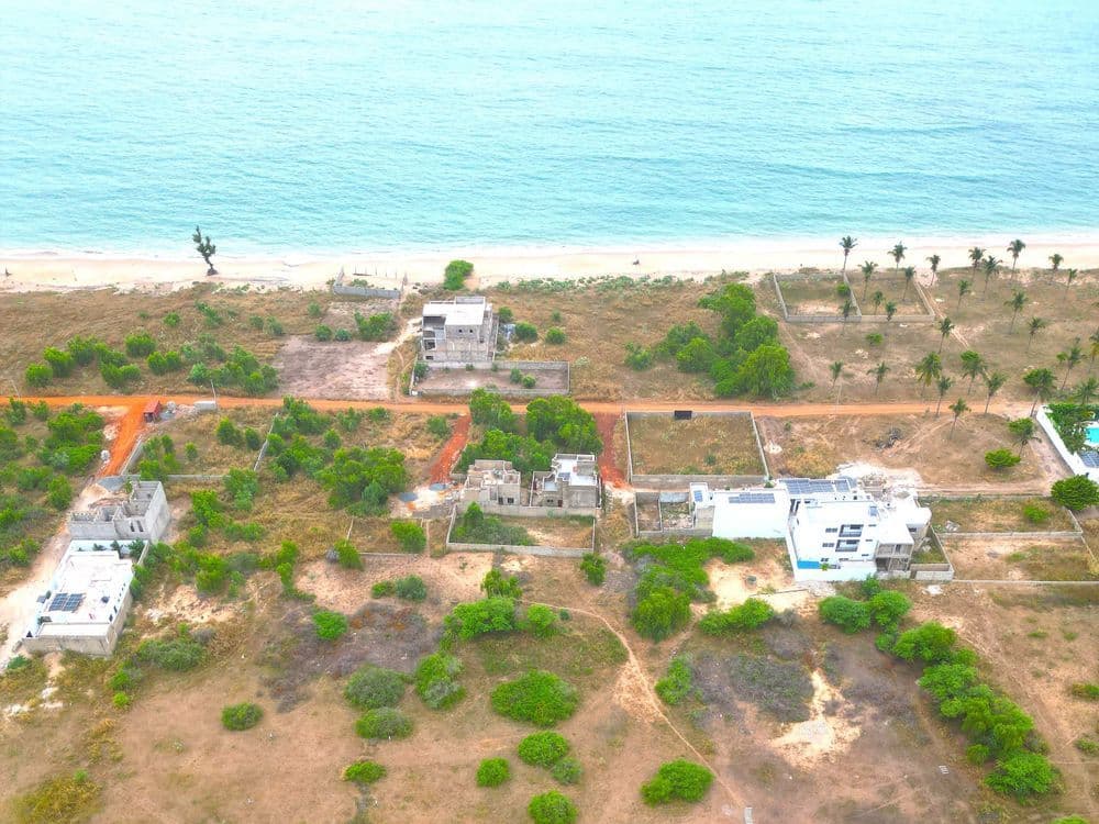 Terrain 300m² à Somone Cité Sonatel - Image 1